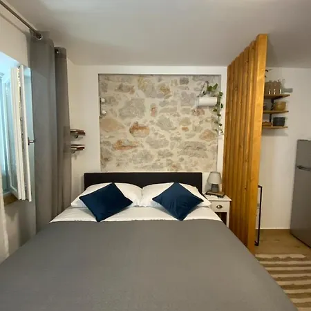 Little Oasis Apartman *